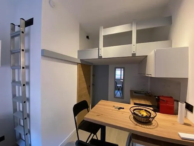 Studio A Bandol En Bord De Mer Apartment